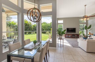 684 Cypress Green Cir in Wellington, FL - Building Photo