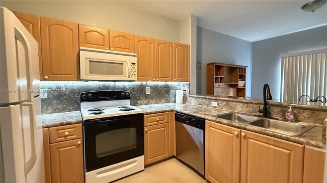 1692 SE 29th Ct in Homestead, FL - Building Photo - Building Photo