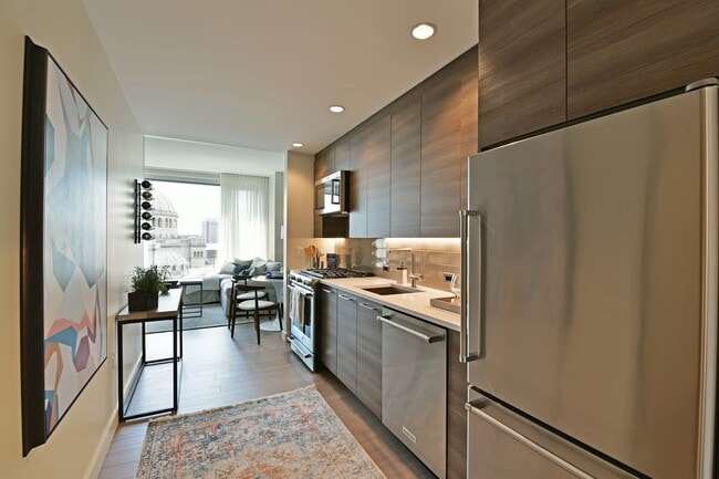 30 Dalton St in Boston, MA - Building Photo - Building Photo