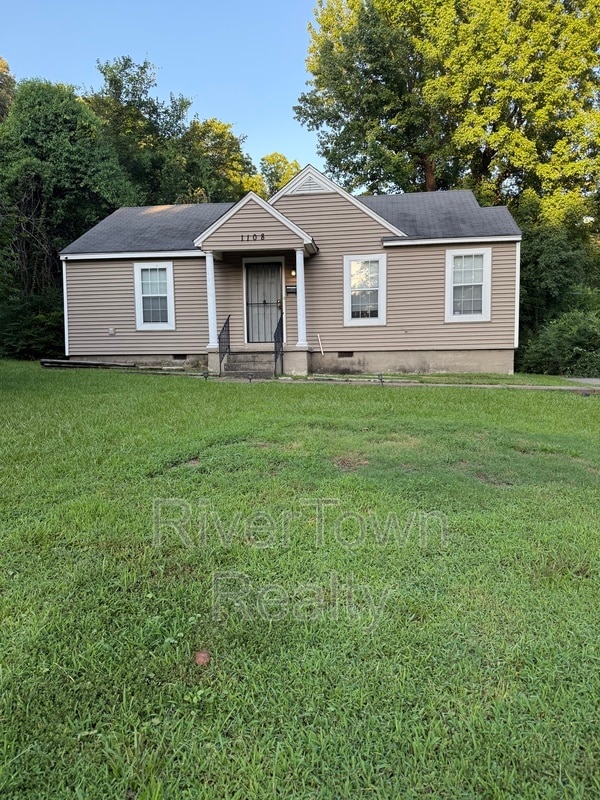 property at 1108 S Greer St