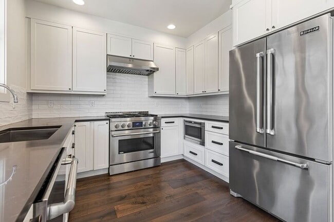 property at 126 SW Grover St