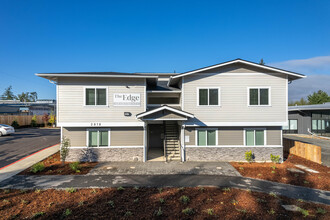 The Edge Apartments in Edgewood, WA - Building Photo - Building Photo