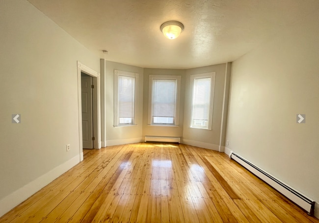 22 Howell St, Unit #2 in Boston, MA - Building Photo - Building Photo