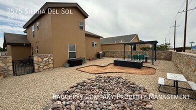 3575 Sierra Del Sol Ave in Las Cruces, NM - Building Photo - Building Photo