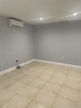 13005 SW 116th Ct-Unit -0 in Miami, FL - Building Photo - Building Photo