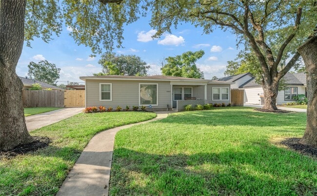 property at 4907 Marietta Ln