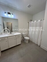 3694 Kirkstone Wy in Vestavia Hills, AL - Building Photo - Building Photo