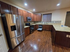 5471 Razor Peak Dr in Mount Vernon, WA - Building Photo - Building Photo