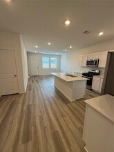 1002 Moon Drop Ln in Houston, TX - Building Photo - Building Photo