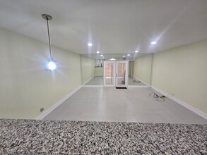 2271 NW 47th Terrace in Lauderhill, FL - Foto de edificio - Building Photo