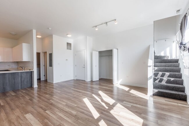 property at 2700 W North Ave