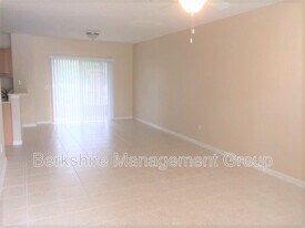 4930 Cactus Needle Ln in Wesley Chapel, FL - Building Photo