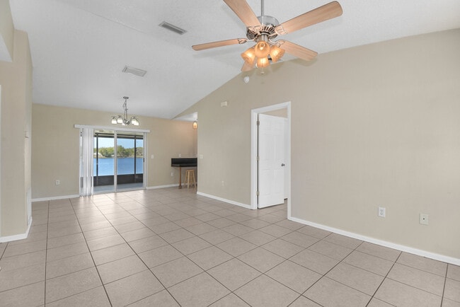 294 Willow Song Ct in Eustis, FL - Building Photo - Building Photo