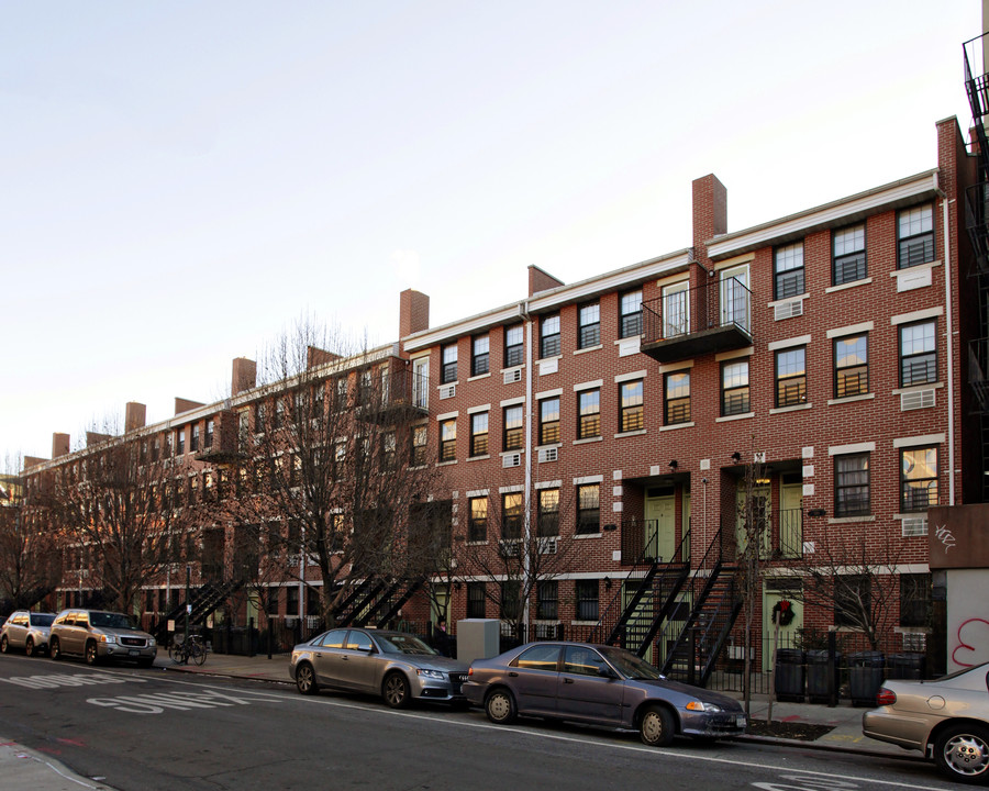 Suffolk Homes Condominiums in New York, NY - Foto de edificio