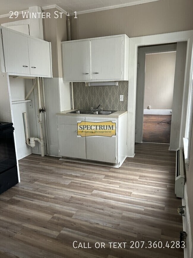 29 Winter St in Waterville, ME - Building Photo - Building Photo