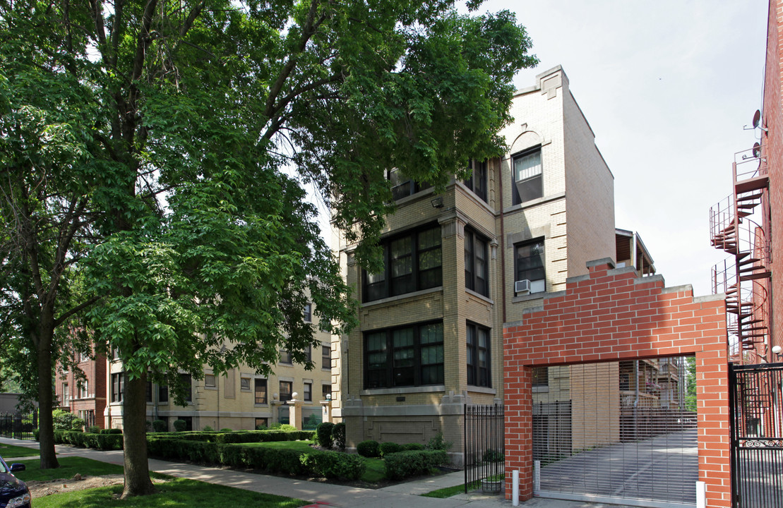 5514-5526 S Cornell Ave in Chicago, IL - Building Photo