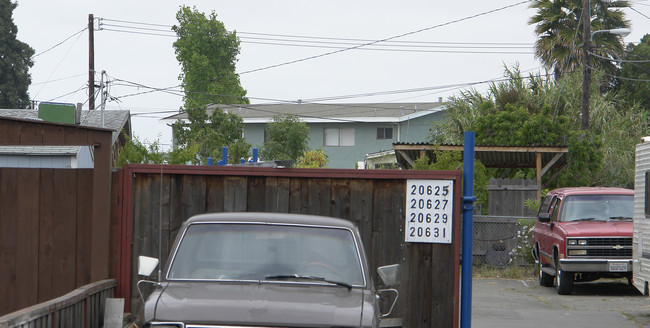 20625 Garden Ave in Hayward, CA - Building Photo - Building Photo