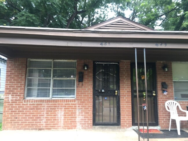 property at 489-491 Boston St