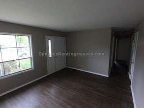 5362 Falcon Ln in Indianapolis, IN - Building Photo - Building Photo