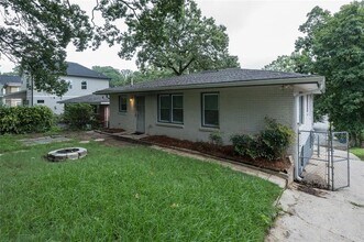 257 Barfield Ave SW in Atlanta, GA - Building Photo - Building Photo