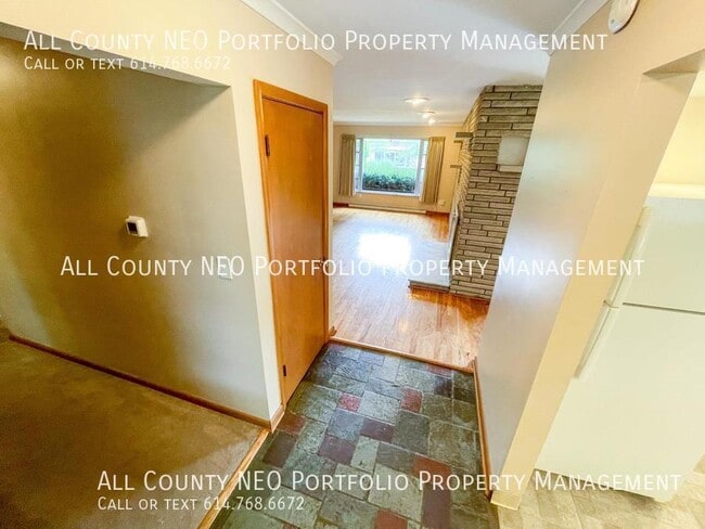 3054 N Star Rd in Columbus, OH - Building Photo - Building Photo