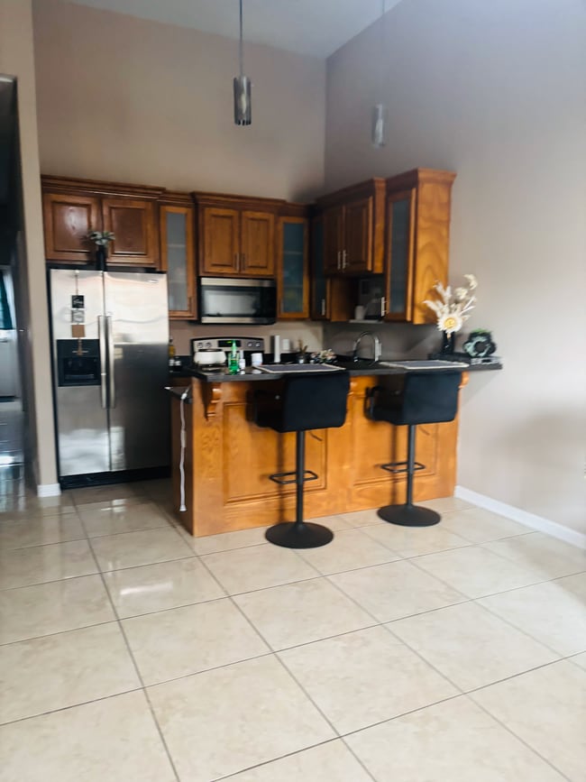 3044 Regal Dr, Unit B in Edinburg, TX - Building Photo - Building Photo