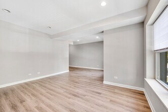 4145 S Michigan Ave-Unit -1 in Chicago, IL - Foto de edificio - Building Photo