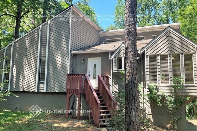 property at 261 Rustic Ridge Dr NE