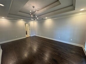 6765 Lisa Ln in Atlanta, GA - Building Photo - Building Photo