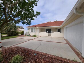 1905 Catamaran Dr in Navarre, FL - Building Photo - Building Photo