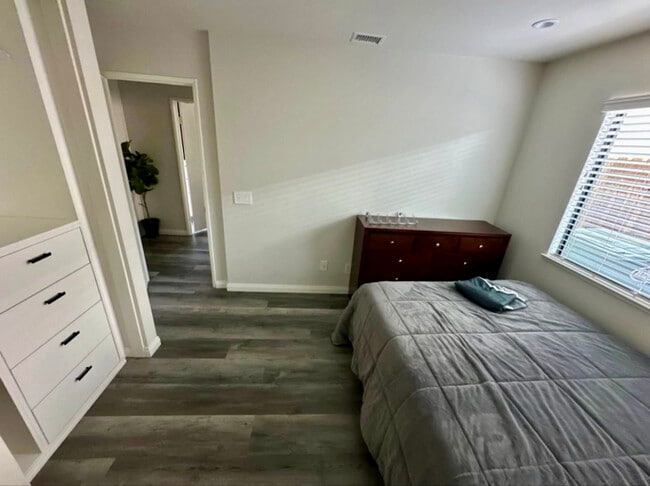 property at 921 Hackamore St