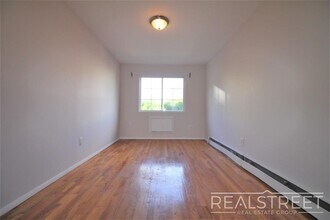 Winthrop Street in Brooklyn, NY - Building Photo - Building Photo