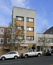 18 Ferry St in Newark, NJ - Building Photo - Primary Photo