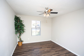 Marine Creek Apartments in Fort Worth, TX - Building Photo - Interior Photo