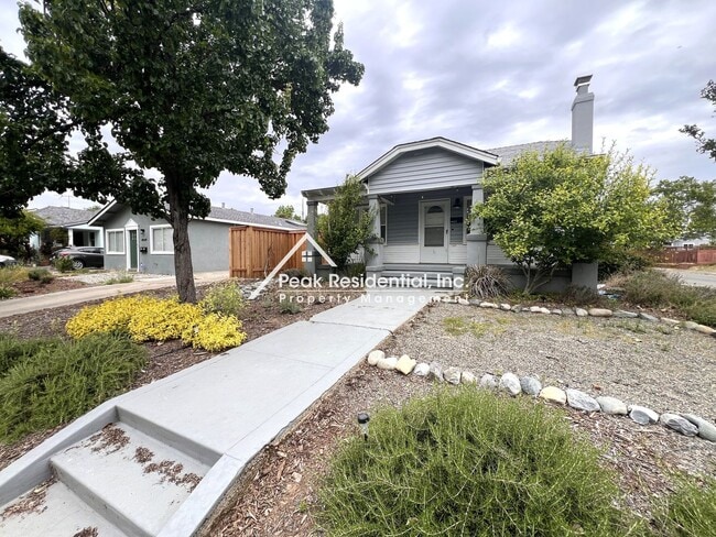 4957 13th Ave in Sacramento, CA - Building Photo - Building Photo