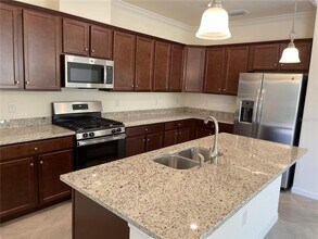 5127 Tobermory Way in Bradenton, FL - Building Photo - Building Photo