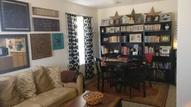 1400 W Somerville St in Pampa, TX - Building Photo - Building Photo