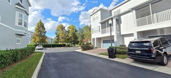 2316 Grand Central Pkwy in Orlando, FL - Building Photo