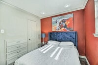 2211 Blodgett St photo'