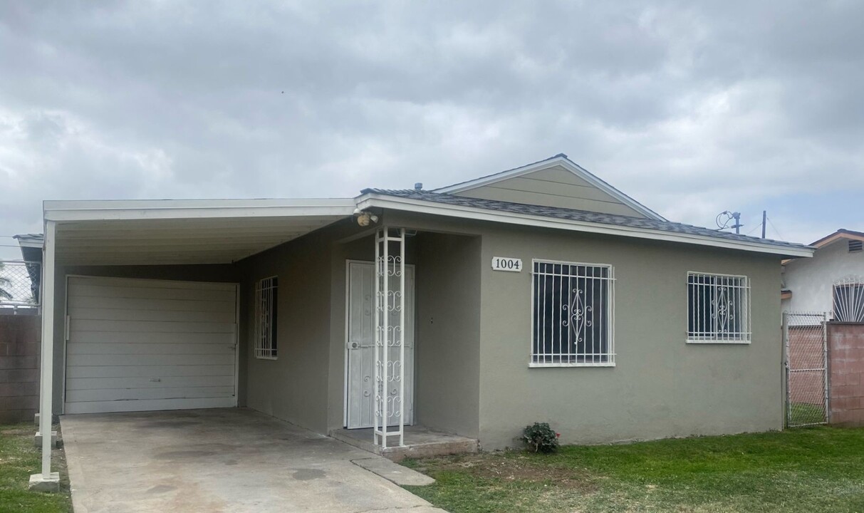 1004 E 148th St in Compton, CA - Building Photo