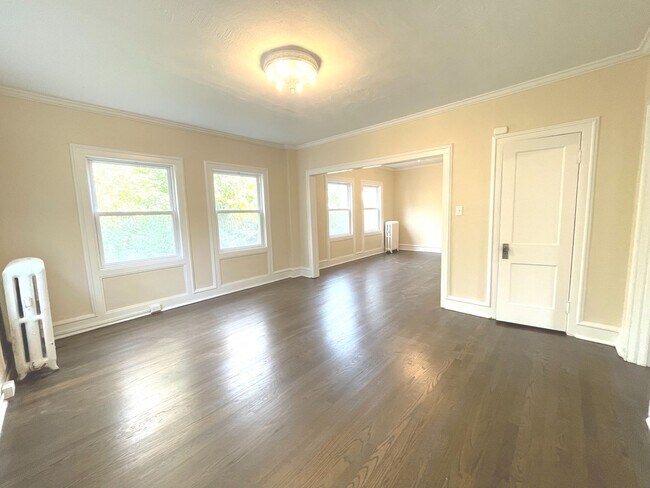 3807 N Prospect Ave in Shorewood, WI - Building Photo - Building Photo