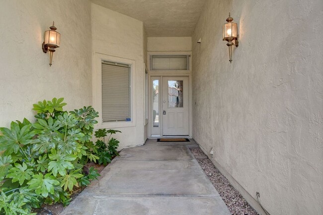 7628 W Oyster Cove Dr in Las Vegas, NV - Building Photo - Building Photo