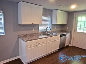 146 Church St in New Market, AL - Building Photo - Building Photo