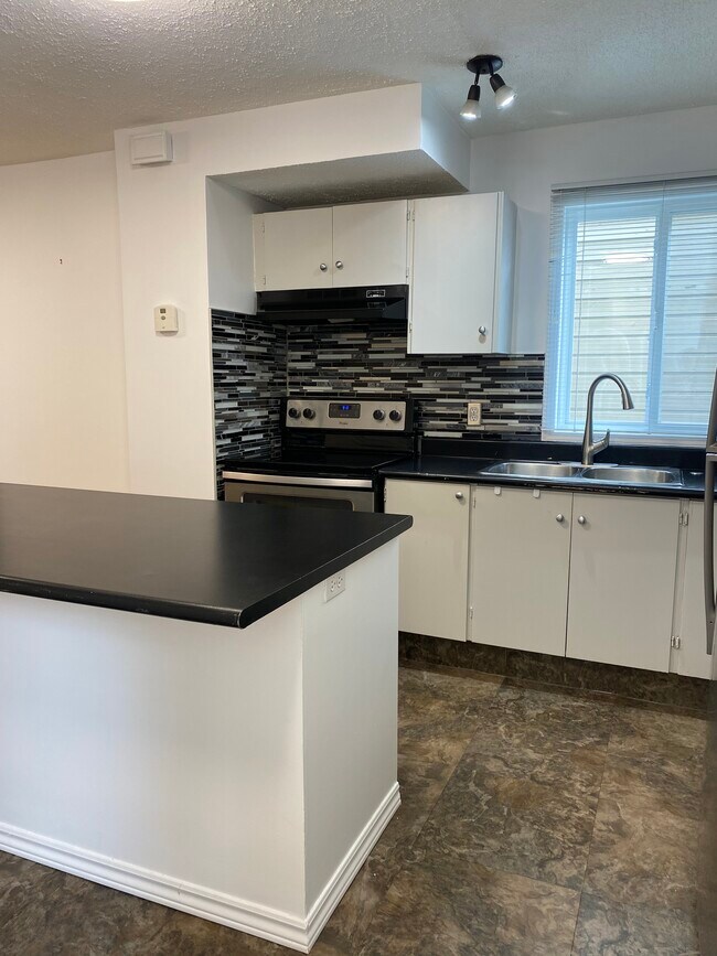 property at 829 Coach Bluff Crescent SW