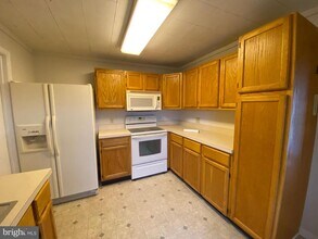 2063 Hill Rd in Perkiomenville, PA - Building Photo - Building Photo