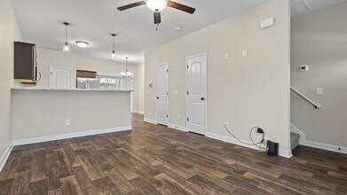 201 Alexa Pl in Jacksonville, NC - Building Photo - Building Photo