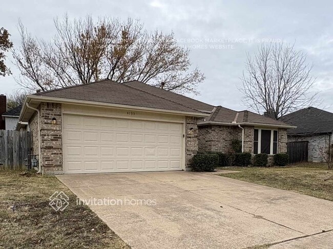 4133 Scotland Dr in Grand Prairie, TX - Foto de edificio - Building Photo