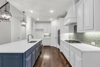 1006 Wrenwood Dr in Northlake, TX - Building Photo - Building Photo