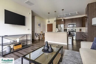 11221 Synergy Dr in Wauwatosa, WI - Building Photo - Building Photo