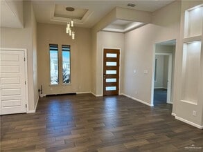 12 W Polk Ave in Alton, TX - Building Photo - Building Photo